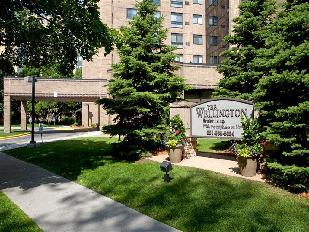 55+ The Wellington of Saint Paul Apartments in Saint Paul, MN