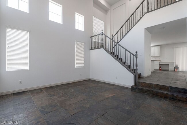 Building Photo - 9931 Rockside Ave