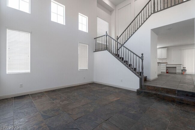 Foto del edificio - 9931 Rockside Ave