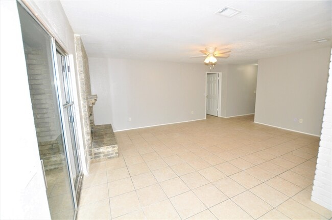 Foto del edificio - 5446 Quail Tree Ln