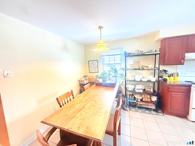 Foto del edificio - 27 Manila Ave