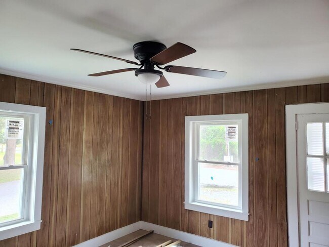Foto del edificio - 3701 Barnhill St