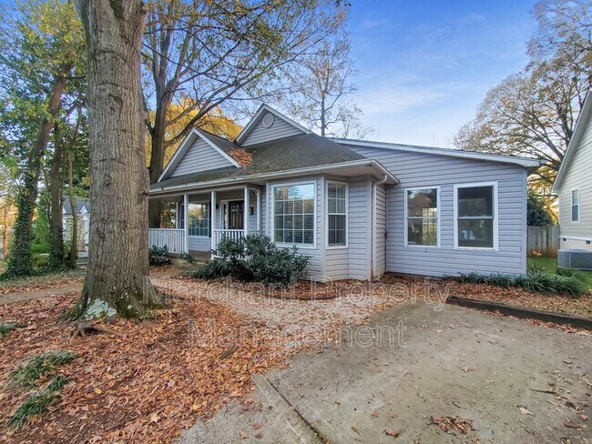 Building Photo - 33 Buist Ave