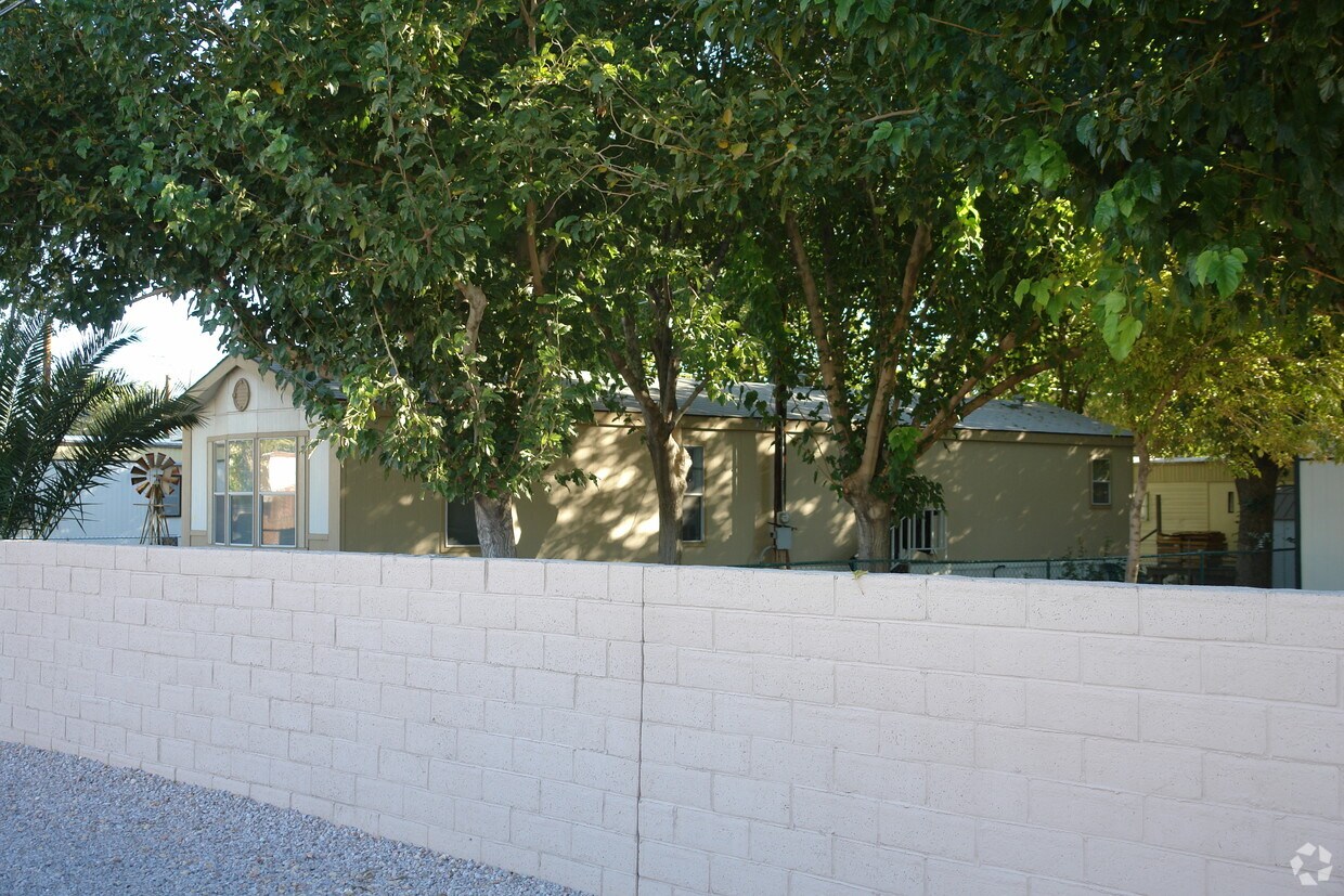 Foto del edificio - Bramblewood Mobile Home Park