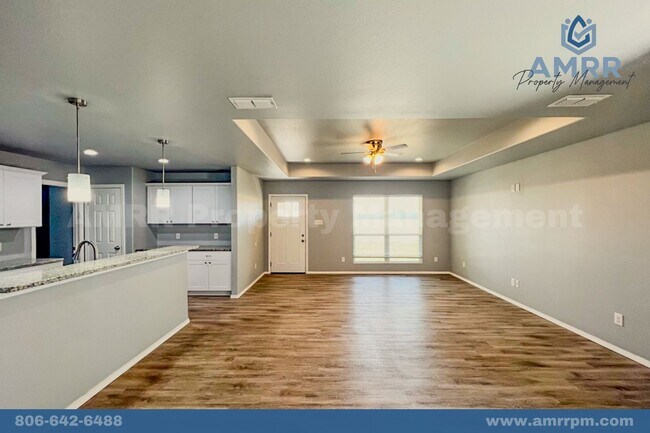 Foto del edificio - 3 Bedroom Home Available SOON