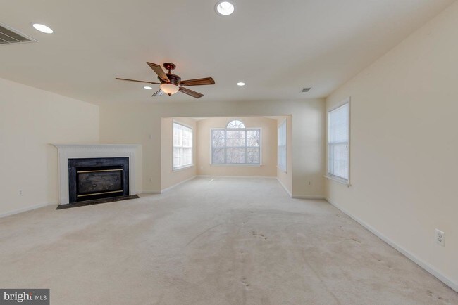 Building Photo - 14065 Walney Village Ct