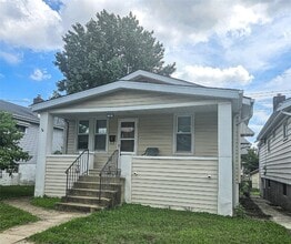 Building Photo - 6418 Hoffman Ave