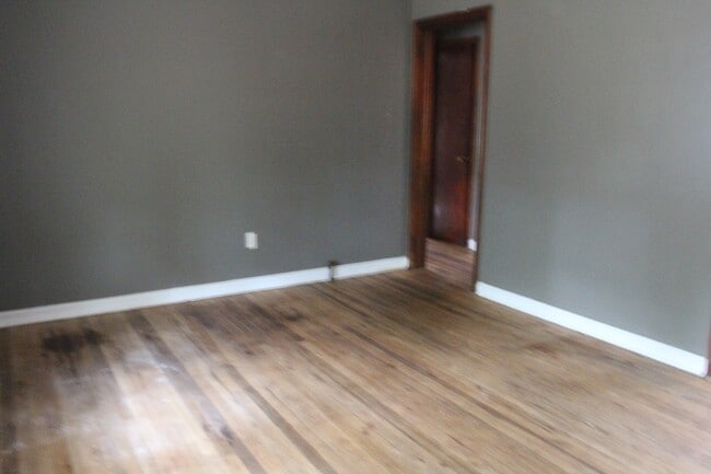 Building Photo - 1509 Avalon Ave