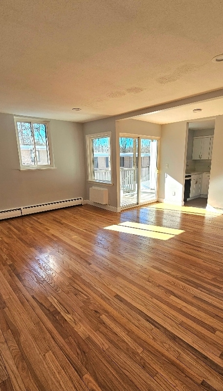 Building Photo - 498 Fountain St