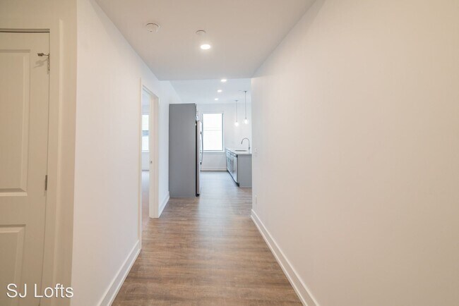 Foto del edificio - 1617 Poplar St