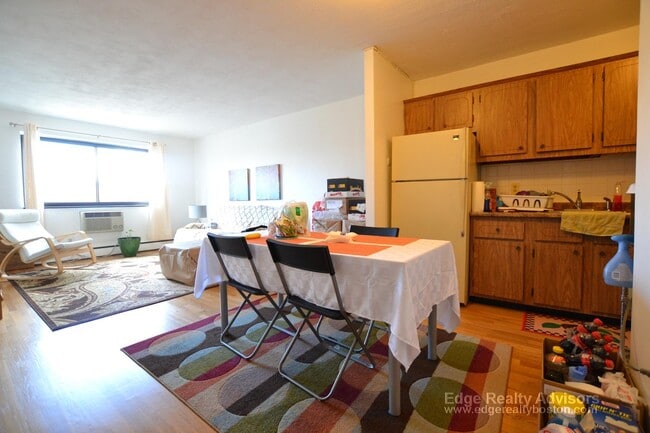 Photo - 35 Glencoe St Apartment