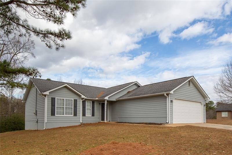 5371 Redfield Way, Flowery Branch, GA 30542 House Rental in Flowery Branch, GA