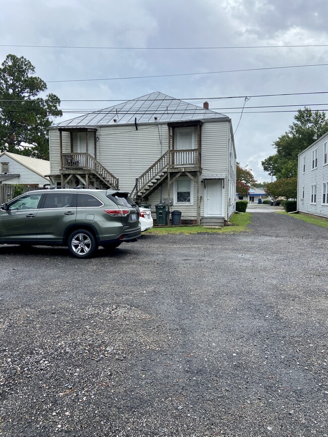 Back Entrance - 1019 N Broad St
