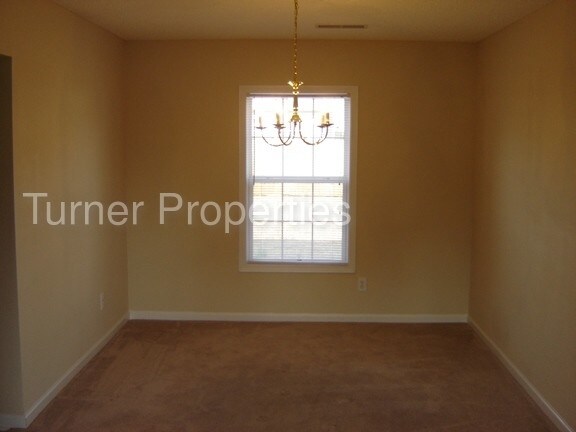 Building Photo - Great home close to Shaw AFB & Ft Jackson
