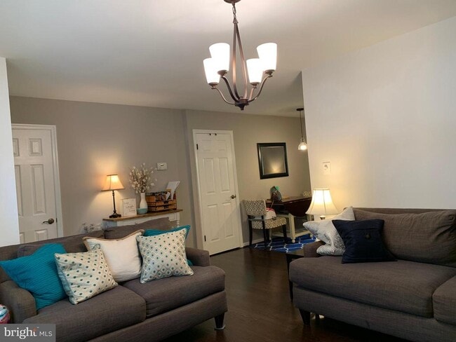 Building Photo - 5983 First Lndg Wy