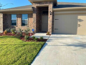 Building Photo - 4617 Corktree Ln
