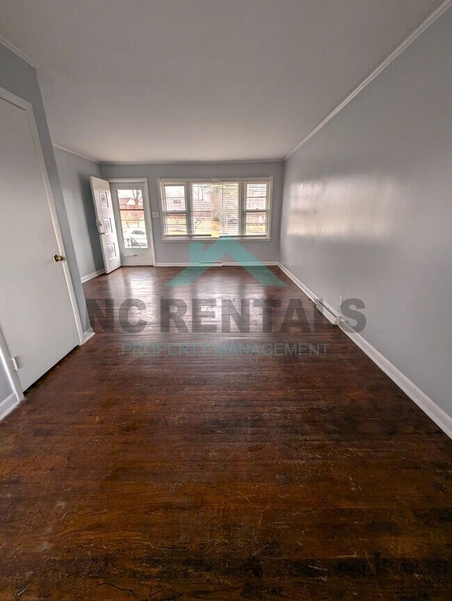 Foto del edificio - RENT READY: Beautiful home with 3 bedrooms...