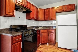 Building Photo - 117 Parkview Terrace