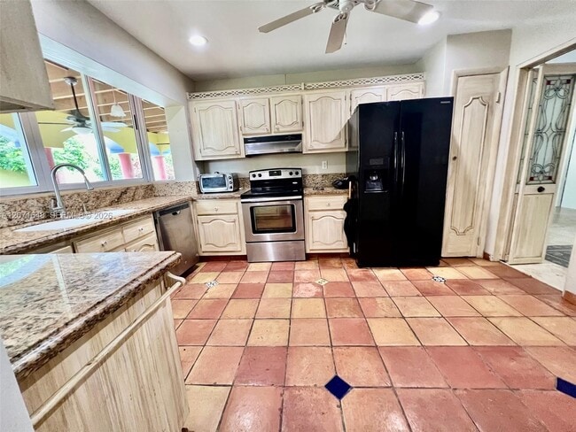 Foto del edificio - 10025 SW 111th St