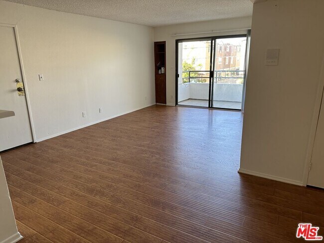 Building Photo - 14130 Sherman Way
