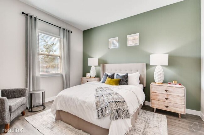 Foto del edificio - 3 br, 2 bath Townhome - 3420 S Dallas Pky
