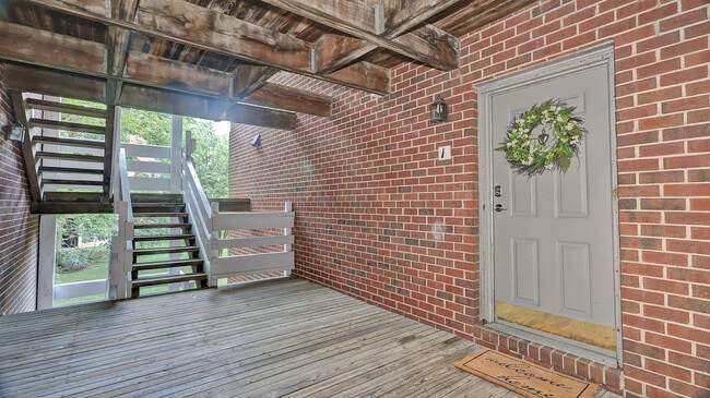 Photo - 3151 Covewood Ct (Falls Church, VA) Apartment