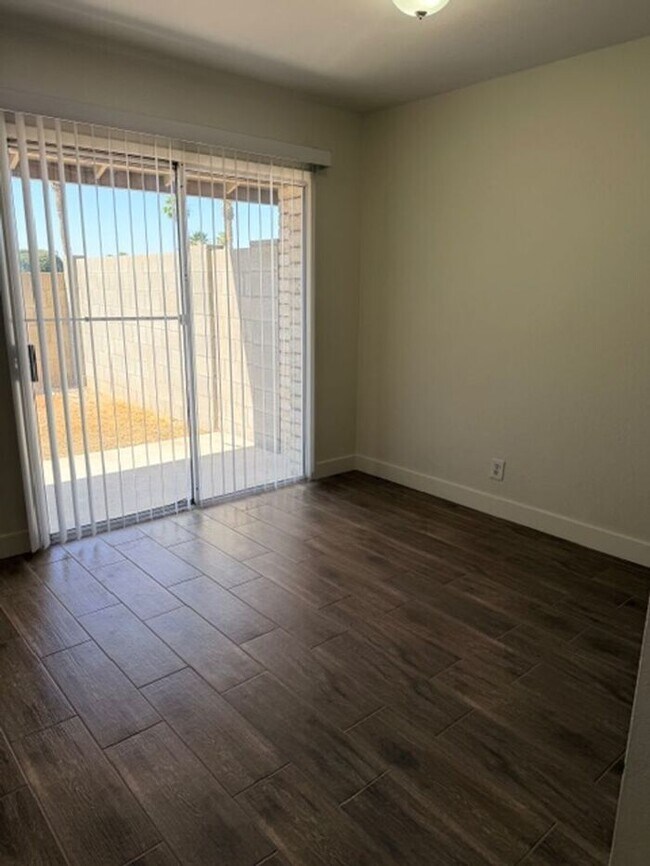 Foto del edificio - Affordable updated 2 bedroom in Mesa-University and Greenfield