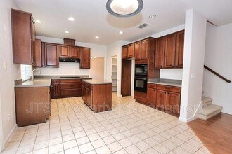 Building Photo - 3240 Big Bear Dr