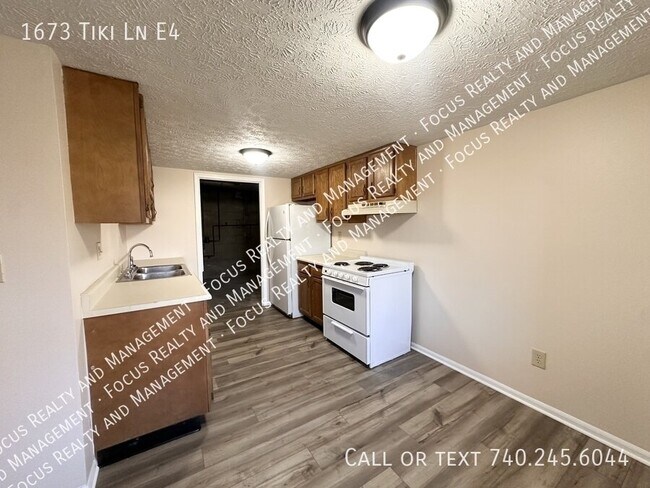Foto del edificio - 1673 Tiki Ln
