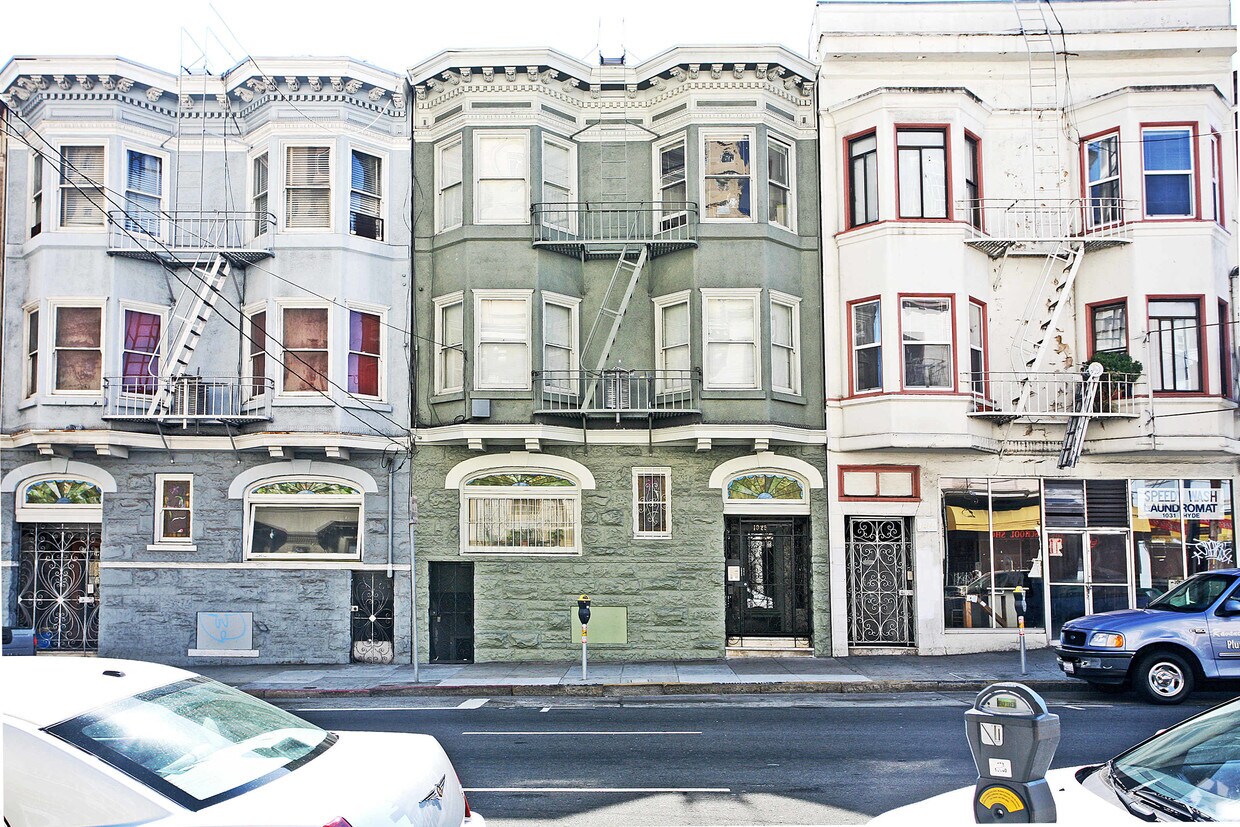 Building Photo - 1025 Hyde St