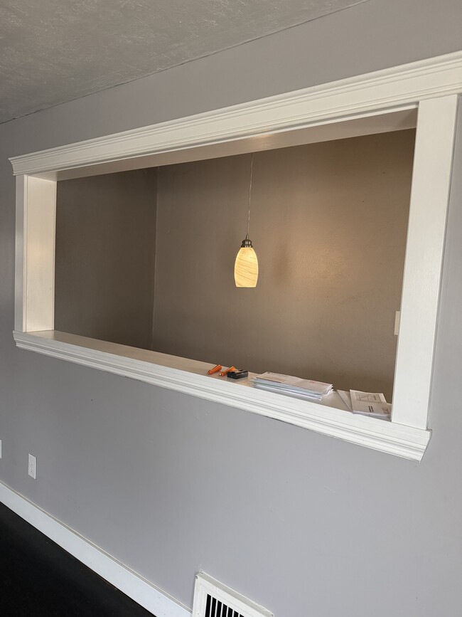 Foto del edificio - 9518 E Broadway Ave