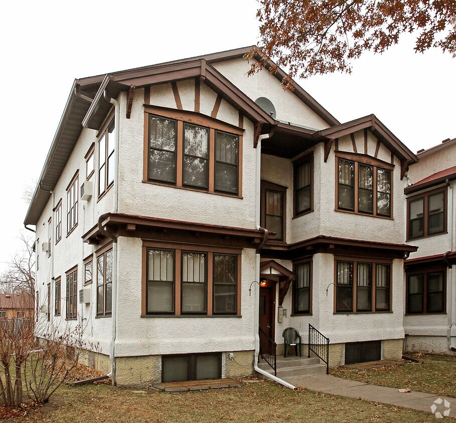 Primary Photo - 725 Marshall Ave