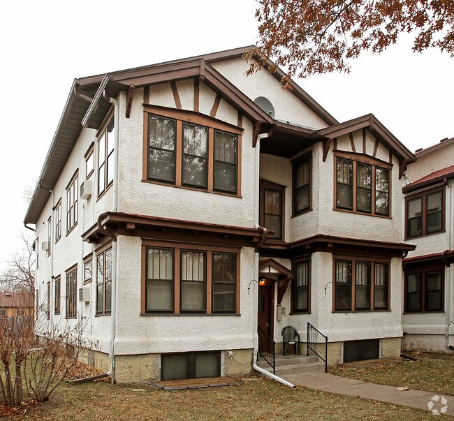 725 Marshall Ave Saint Paul, MN 55104 Rentals Saint Paul, MN