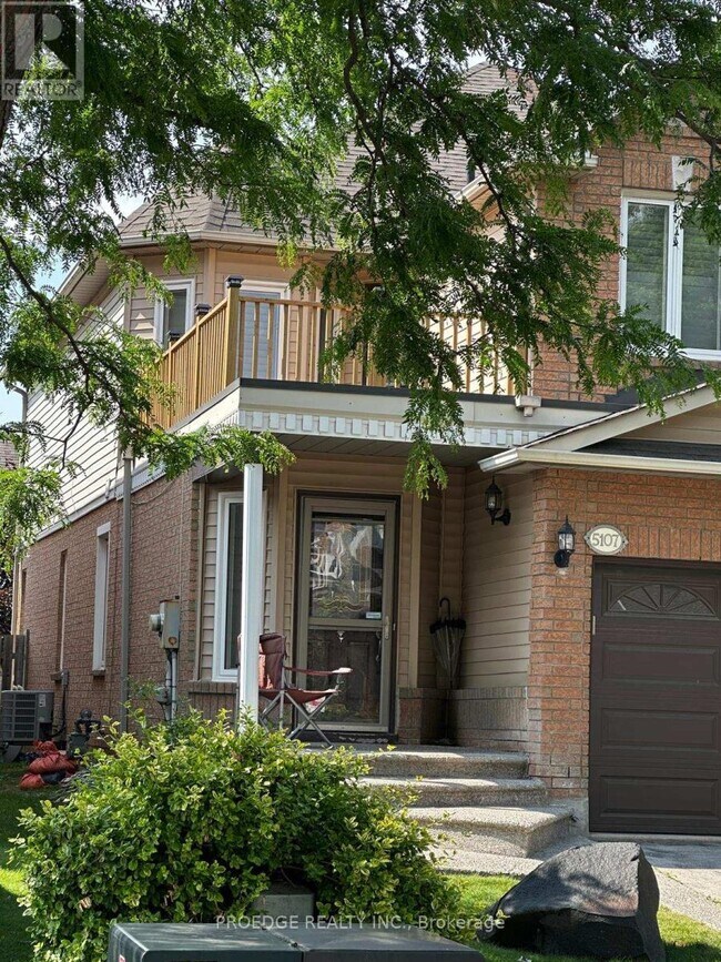 Building Photo - 5107 Lampman Ave