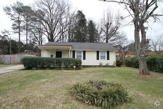 Building Photo - 942 McDow Dr