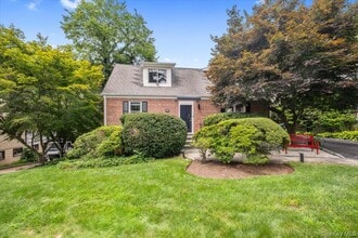 Building Photo - 128 Glendale Rd