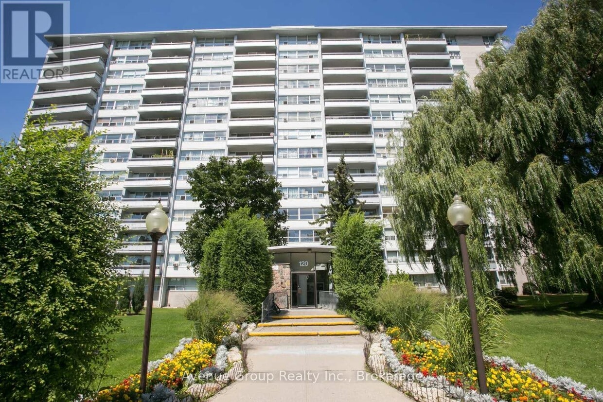 Building Photo - 120 Shelborne Ave