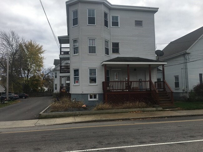 Building Photo - 41 Emory St