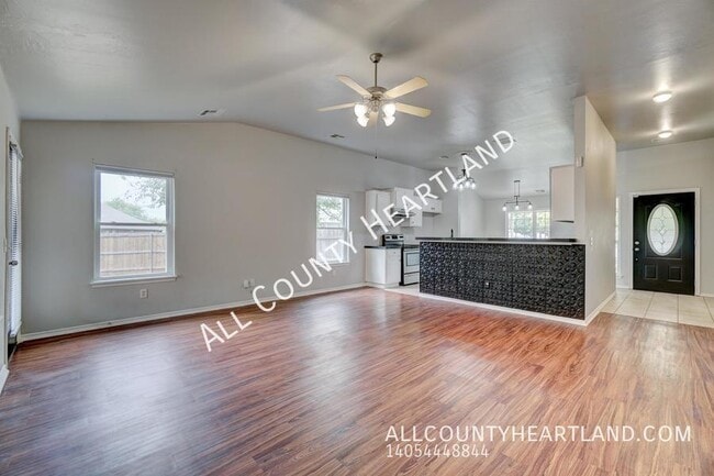 Foto del edificio - 2008 SE 7th Ct