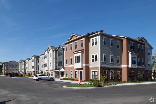 Building Photo - Rilassare at Rivers Ledge