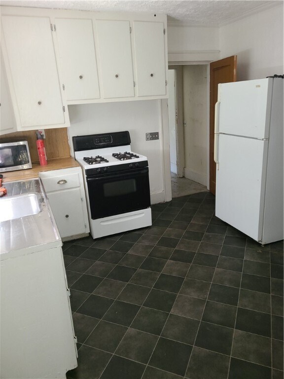 Foto del edificio - 920 E 23rd St