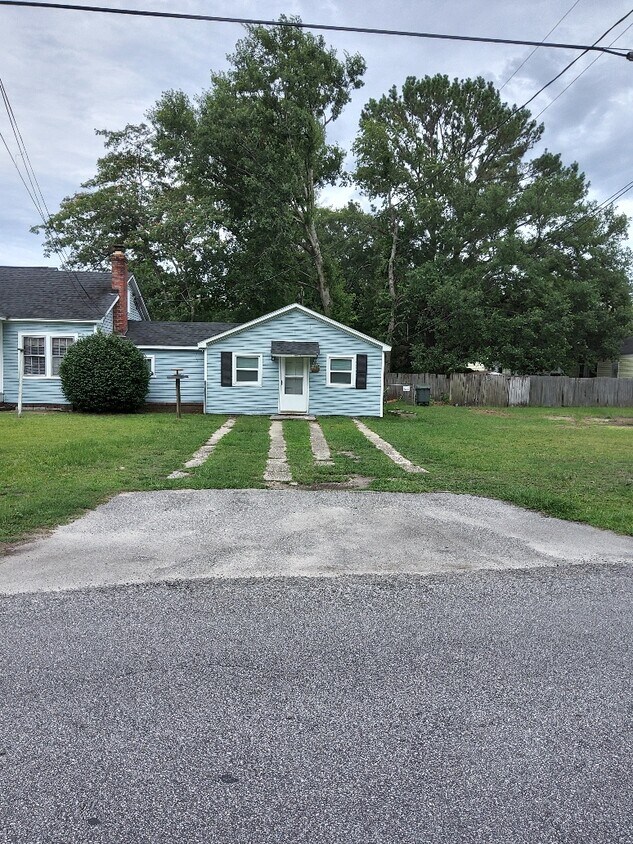 1209 Dickson Ave, Hanahan, SC 29410 House Rental in Hanahan, SC