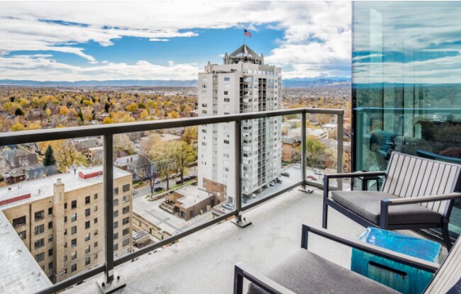 Foto del edificio - 185 S Corona St