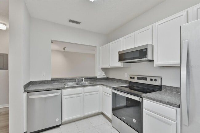 Photo - 6437 Cypressdale Drive Unit 201 Apartment