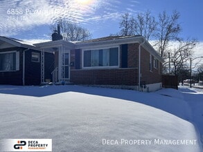 Building Photo - 6858 Plymouth Ave