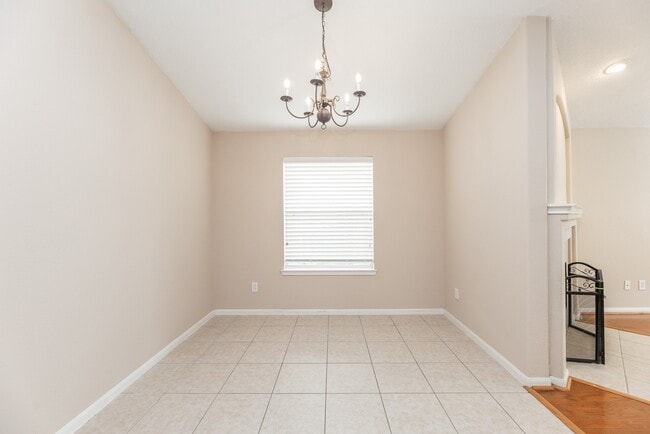 Building Photo - 25219 Spring Iris Ln