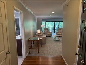 Building Photo - 27409 Plantation Dr NE