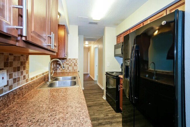Building Photo - 2308 Americus Dr