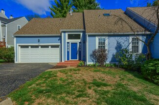 Building Photo - 2624 Hunters Point Dr