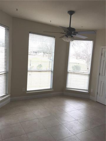 Foto del edificio - 5208 Lakeland Dr